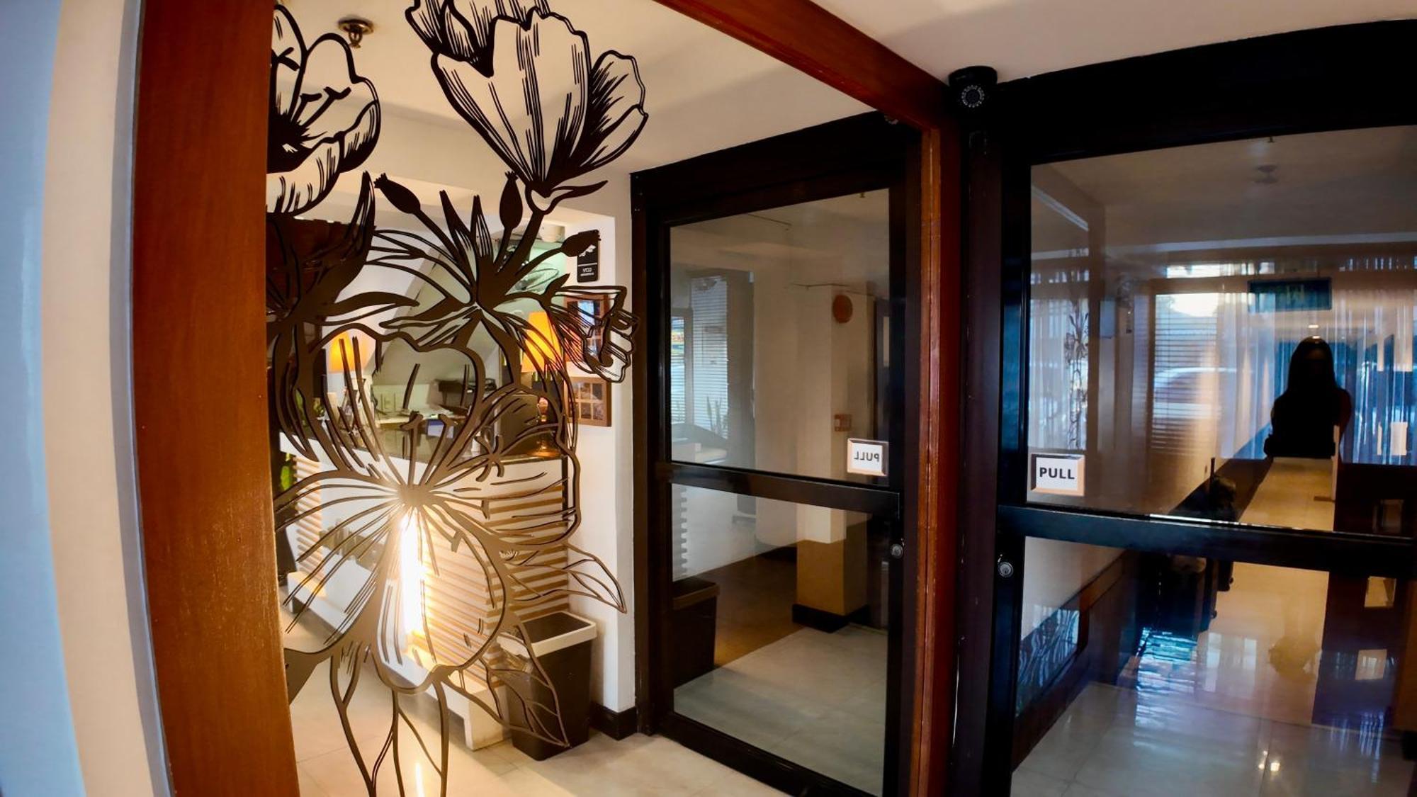 Urban Inn Iloilo Dış mekan fotoğraf
